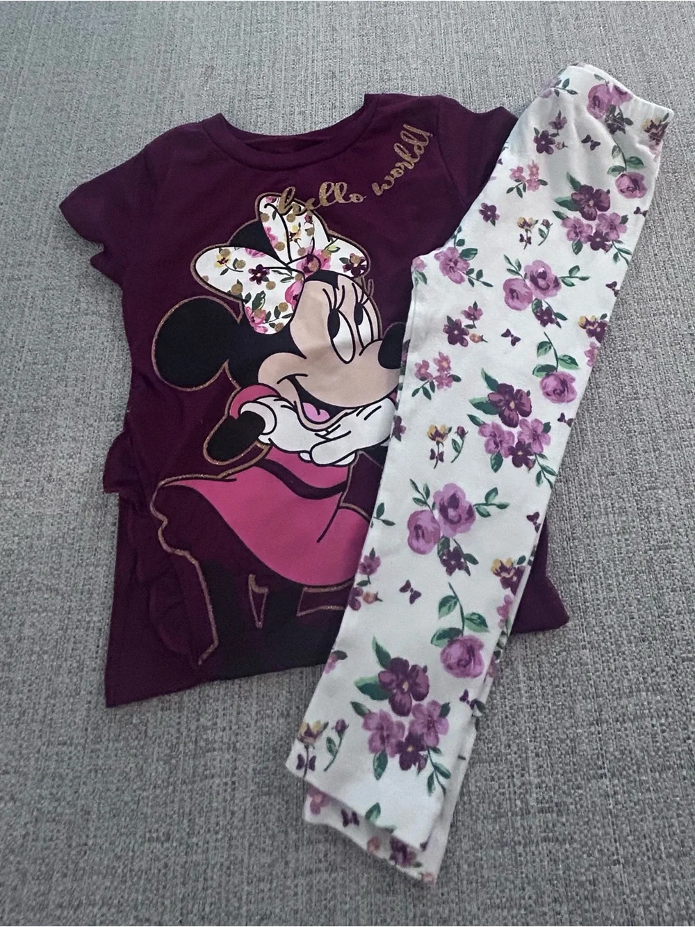 Disney Kids Minnie Mouse Purple Floral Set. Size 3T